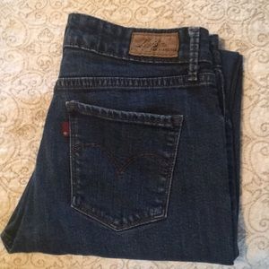 Levi’s Demi curve Classic rise slim leg size 10/30